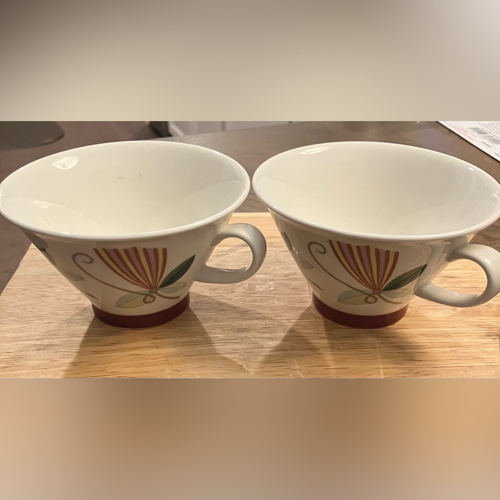 Arabia Finland Harlekin Floral Patterned Ceramic Cups 1988-1997